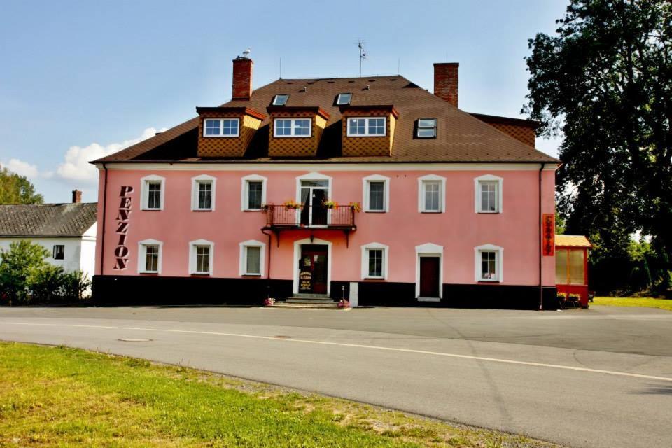 Penzion Mlynicky Dvur Červená Voda Extérieur photo